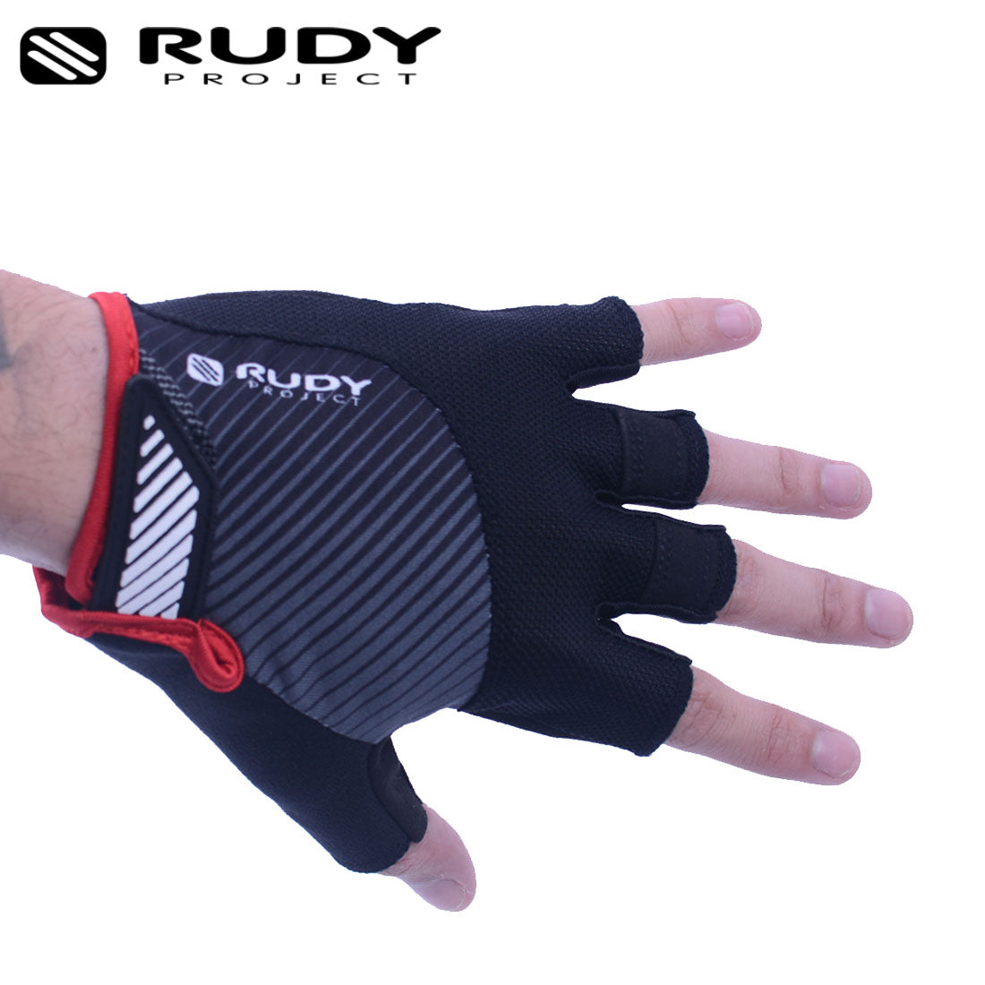 Cycling Gloves in Black/Red