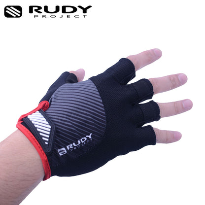 Cycling Gloves in Black/Red